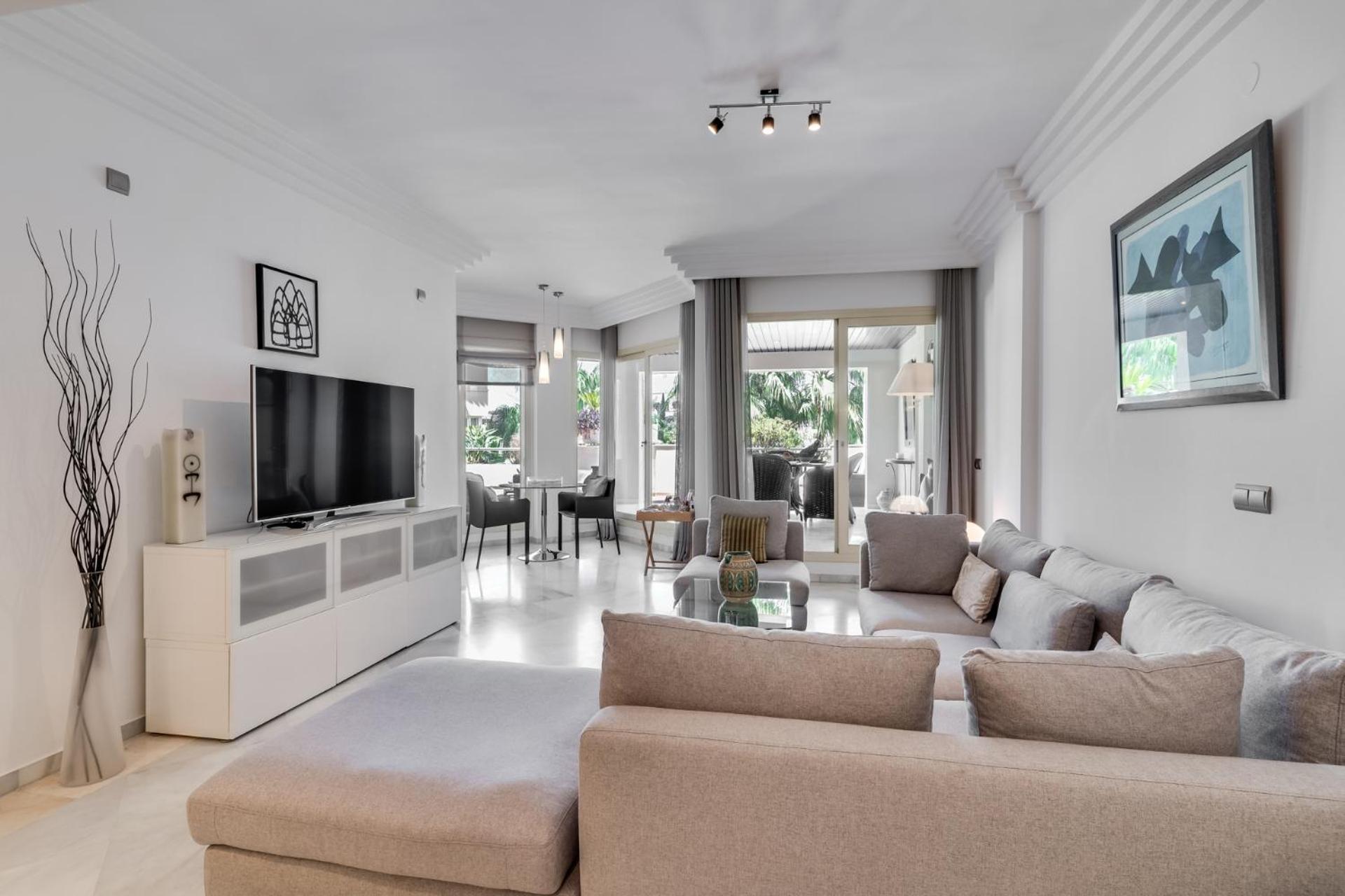 Molo Residences Boutique Apartments & Spa Marbella Bagian luar foto