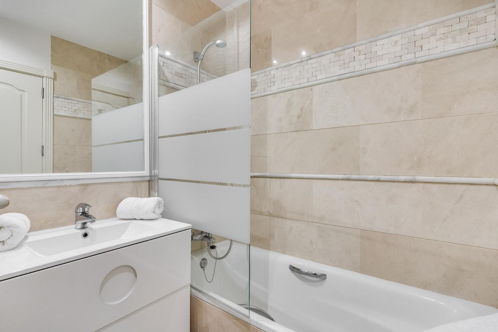 Molo Residences Boutique Apartments & Spa Marbella Bagian luar foto