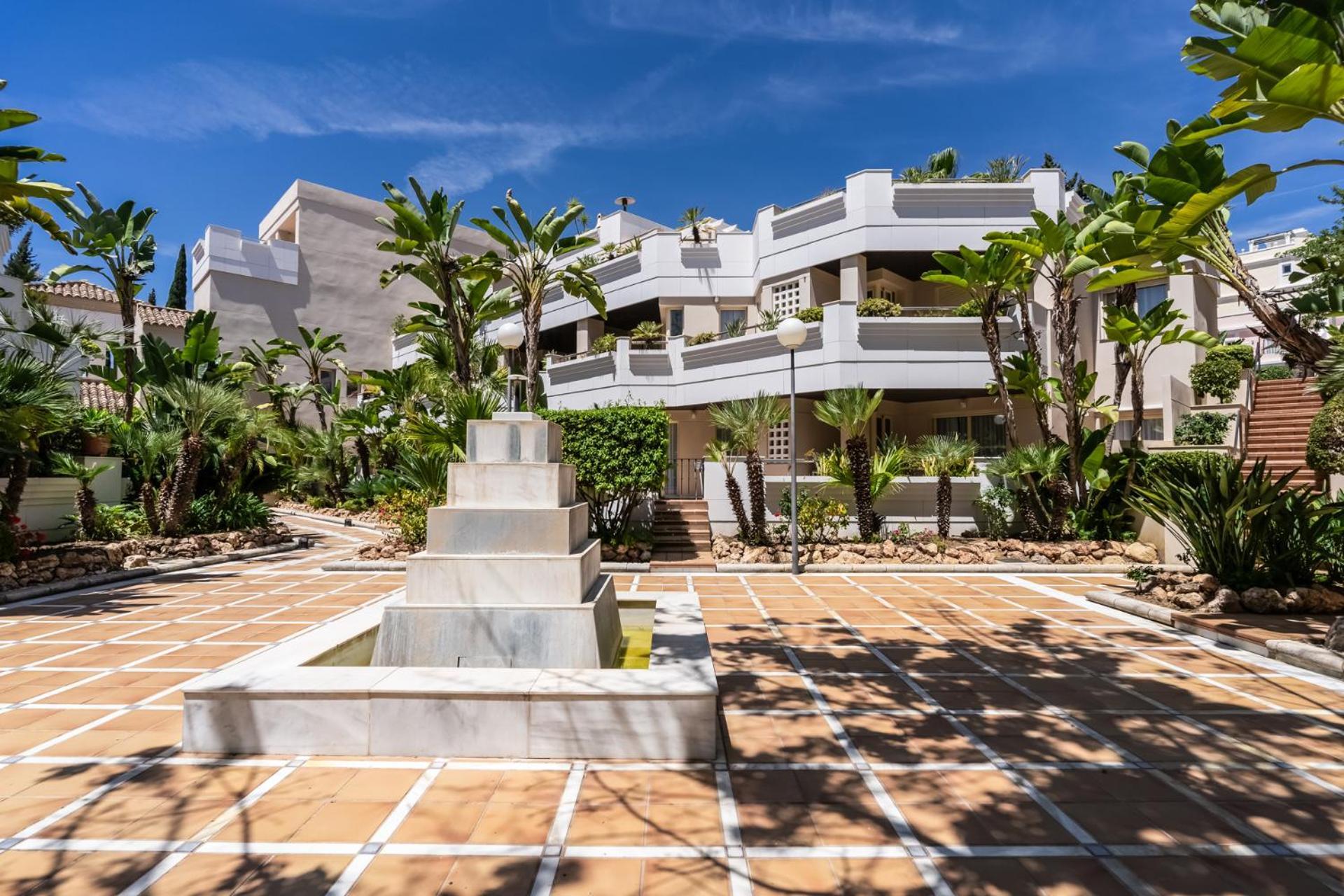 Molo Residences Boutique Apartments & Spa Marbella Bagian luar foto