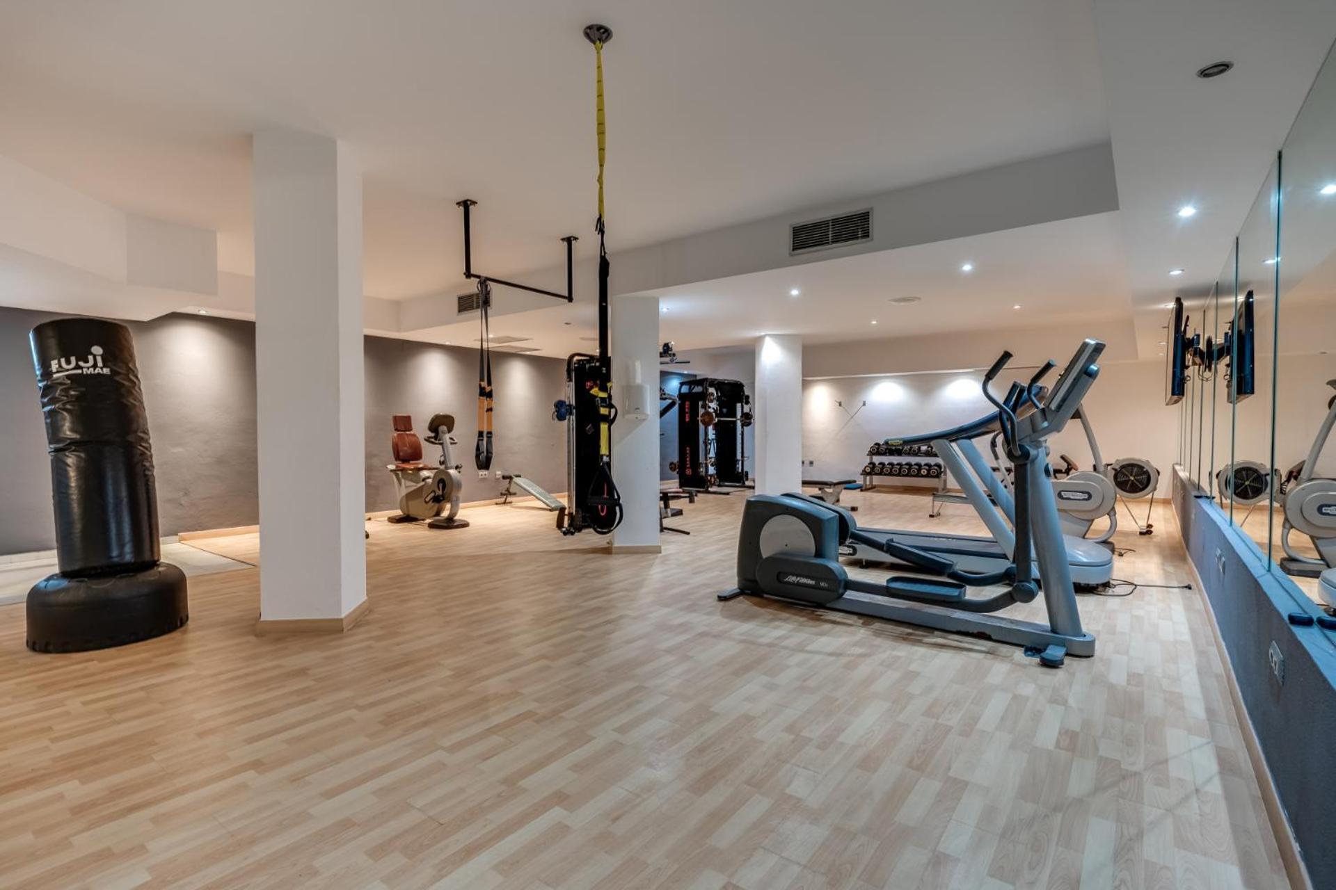 Molo Residences Boutique Apartments & Spa Marbella Bagian luar foto