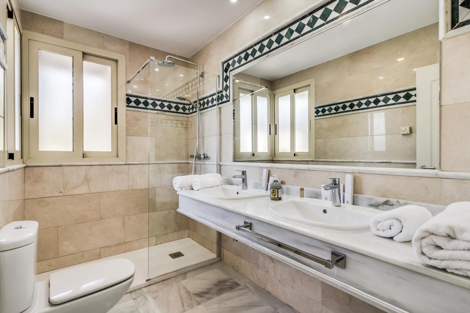 Molo Residences Boutique Apartments & Spa Marbella Bagian luar foto