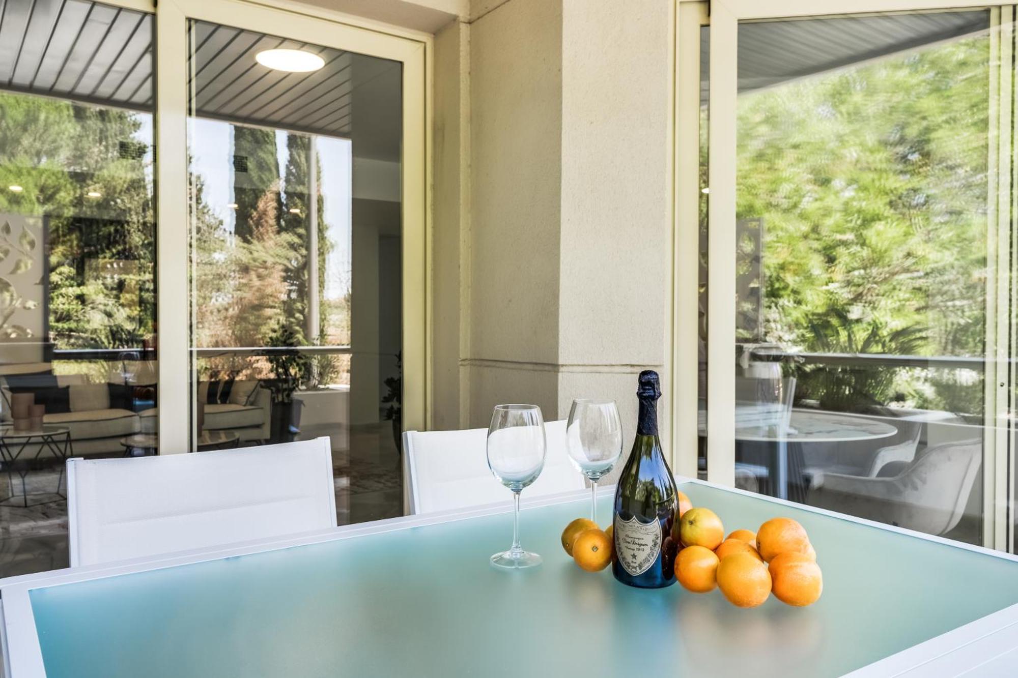Molo Residences Boutique Apartments & Spa Marbella Bagian luar foto