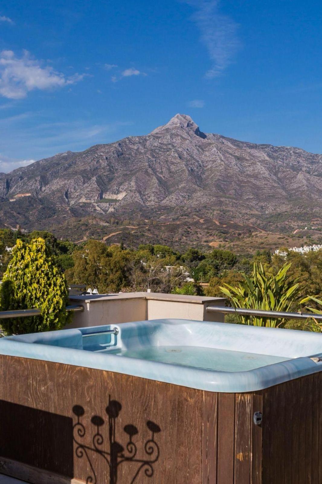 Molo Residences Boutique Apartments & Spa Marbella Bagian luar foto