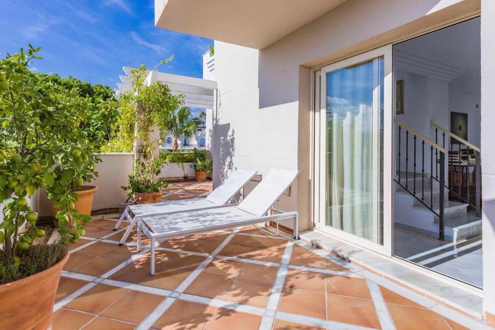 Molo Residences Boutique Apartments & Spa Marbella Bagian luar foto
