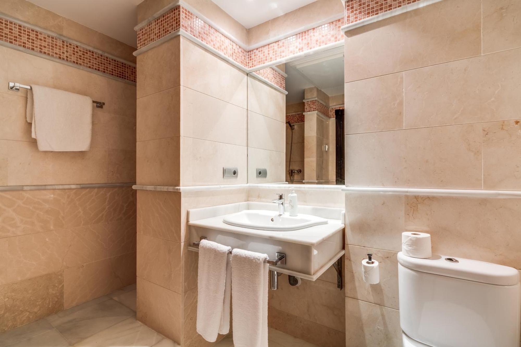 Molo Residences Boutique Apartments & Spa Marbella Bagian luar foto